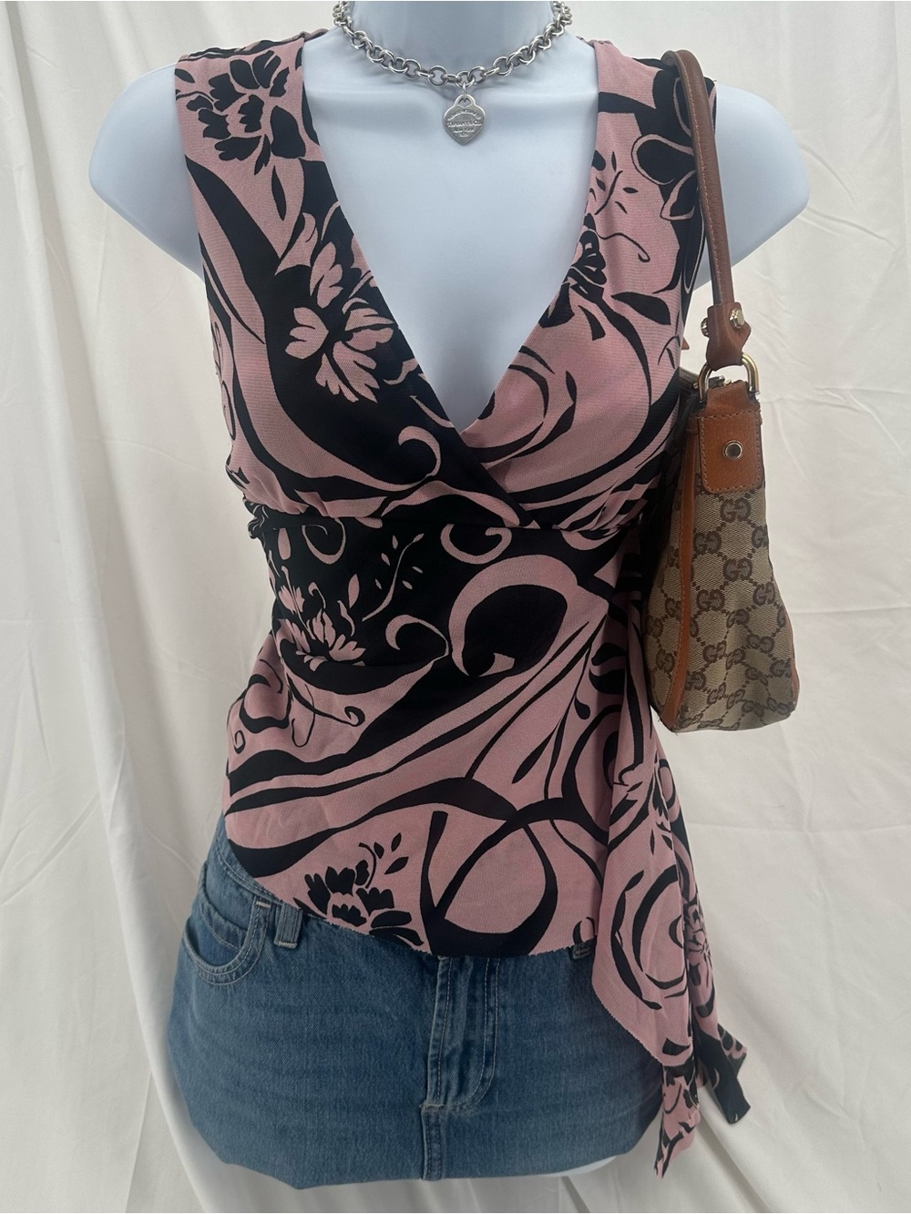 Coquette Y2K Vintage A. Byer Pink and Black Floral Top